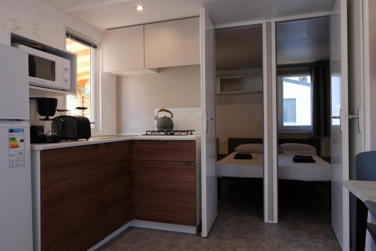 Happy Camp Mobile Homes In Camping Village La Masseria 갈리폴리 외부 사진