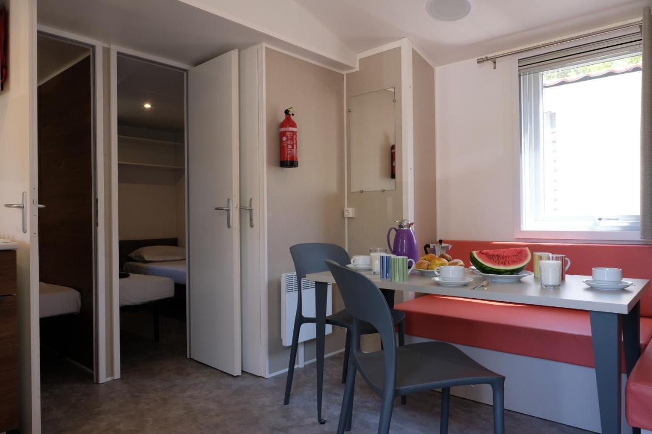 Happy Camp Mobile Homes In Camping Village La Masseria 갈리폴리 외부 사진